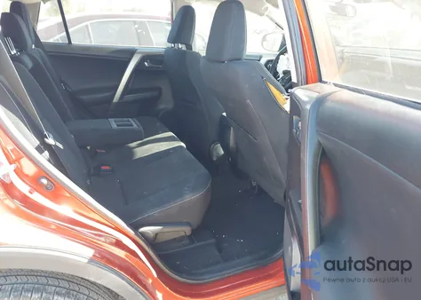 2016 Toyota Rav4 Xle z USA, uszkodzony, nr VIN JTMWFREV1GD088027